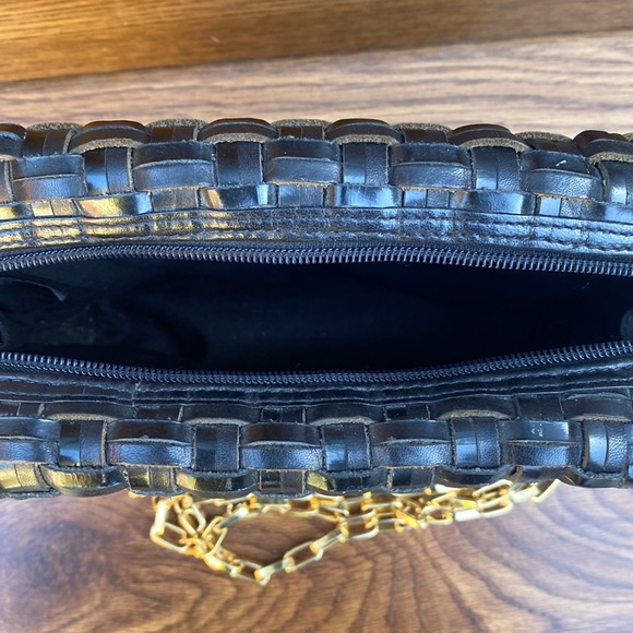 BLACK LEATHER WOVEN CROSSBODY  (GOLD CHAIN STRAP) - Picture 7 of 12